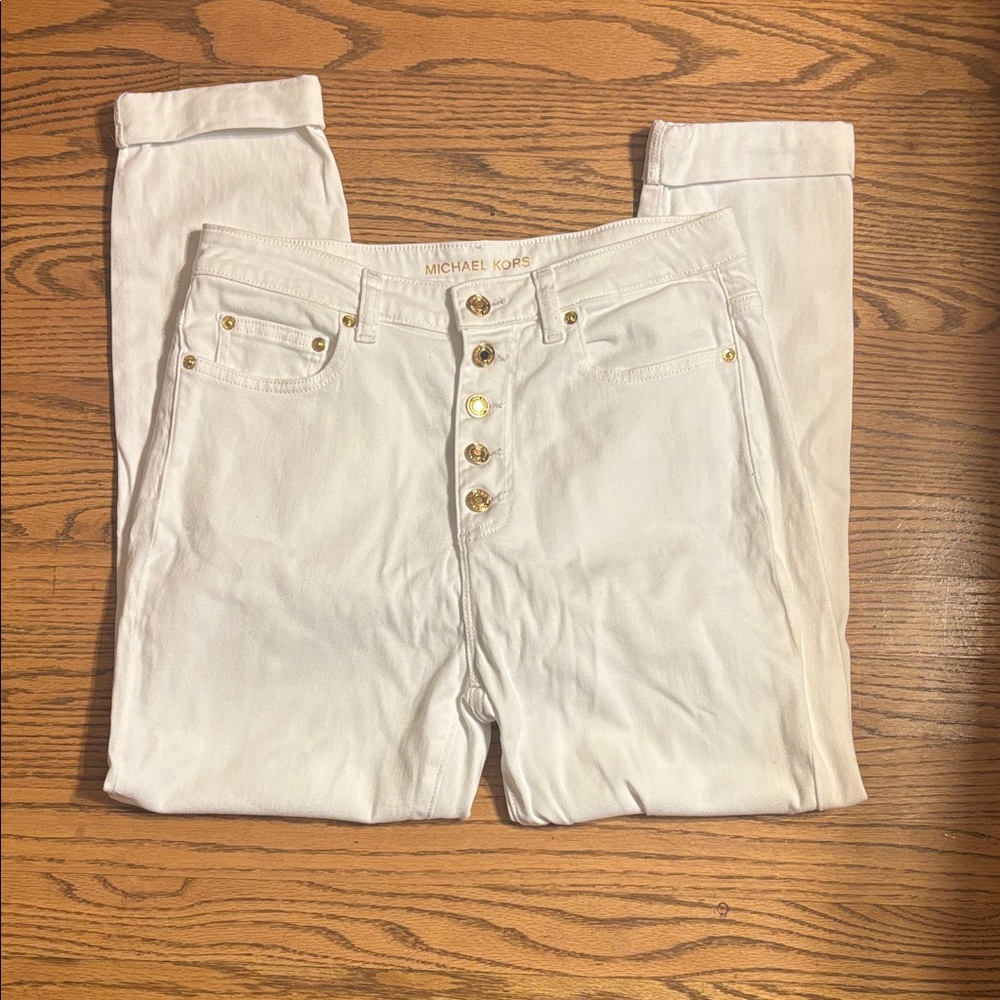 Michael Kors High Rise White Jeans with Gold Buttons. Women’s Size 10